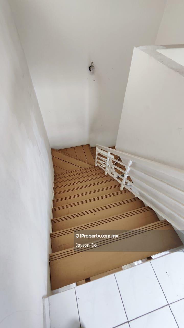 Rumah Berangkai 2.5 Tingkat untuk Dijual di Rawang Perdana 2, Rawang, Selangor, 2.5sty Corner, Rawang oleh Jayson Goi - iProperty.com.my