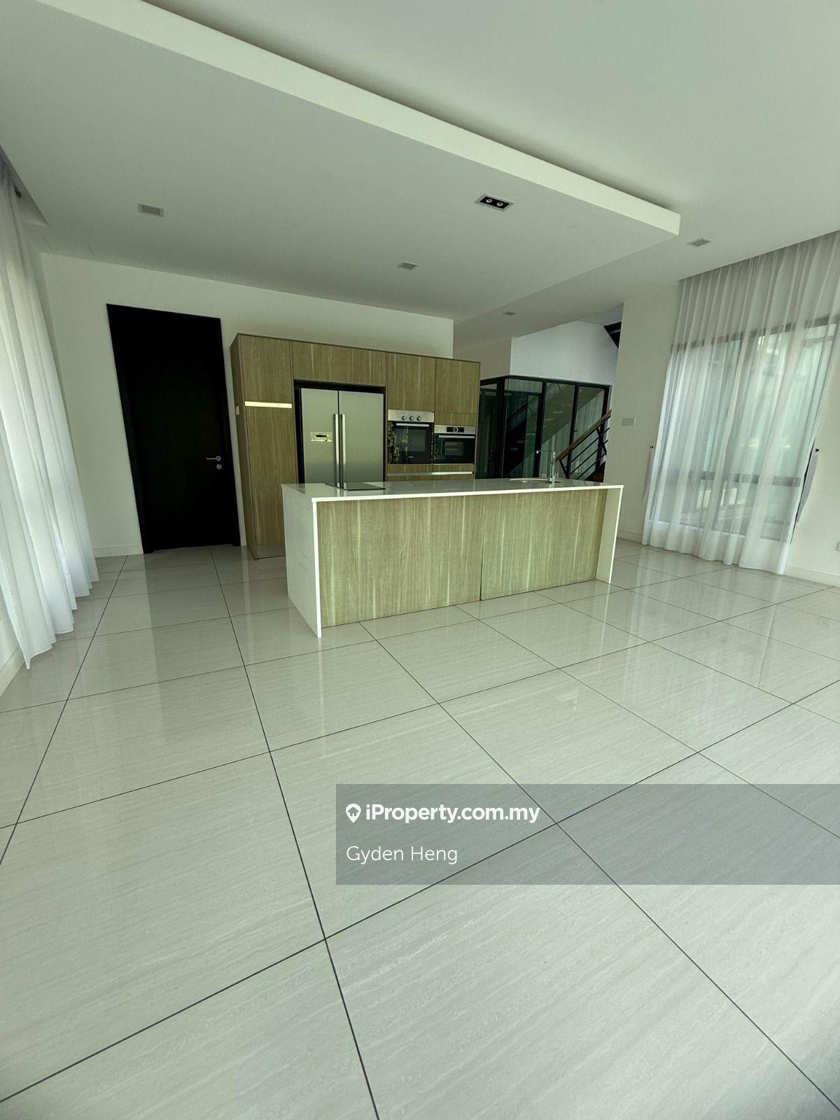 Banglo untuk Dijual di Leisure Farm, Gelang Patah oleh Gyden Heng - iProperty.com.my