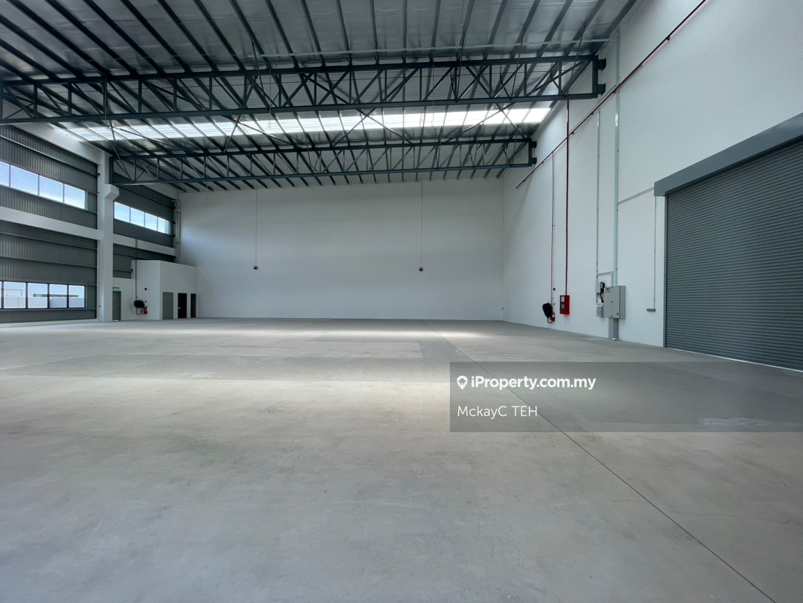 Semi-D Kilang untuk Disewa di Elmina business park, Sungai Buloh oleh MckayC TEH - iProperty.com.my