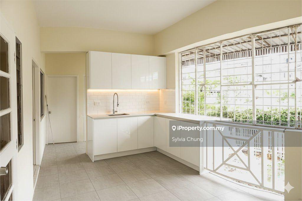 2.5-storey Terraced House for Rent in Taman Fantasi, Jalan Likas, Kota Kinabalu by Sylvia Chung - iProperty.com.my