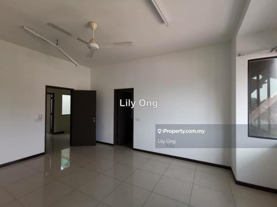 3-storey Terraced House for Sale in SOUTHBAY RESIDENCE, Batu Maung by Lily Ong - iProperty.com.my