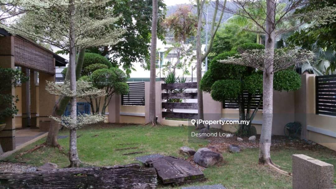 Semi-Detached House for Rent in 3 Storey Semi-detached House, Batu Feringghi by Desmond Low - iProperty.com.my