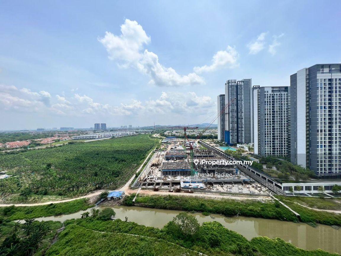 Condominium for Sale in Lakefront Homes by Ahmad Fadlee - iProperty.com.my