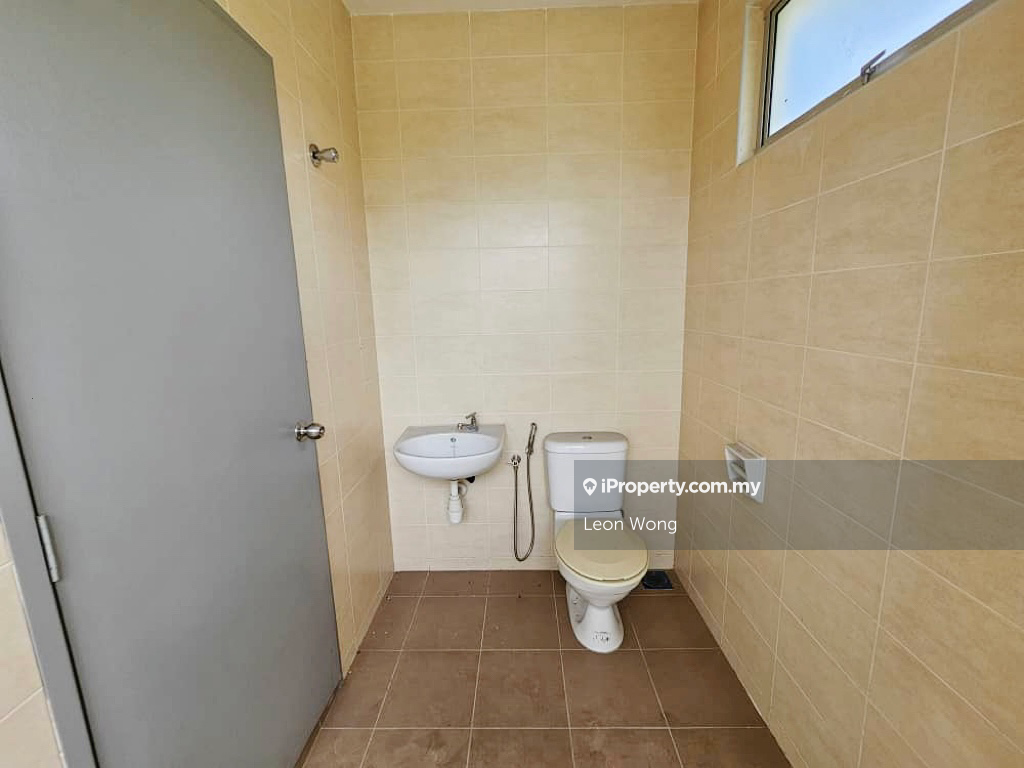 Semi-Detached House for Sale in Taman Anggun, Rawang by Leon Wong - iProperty.com.my