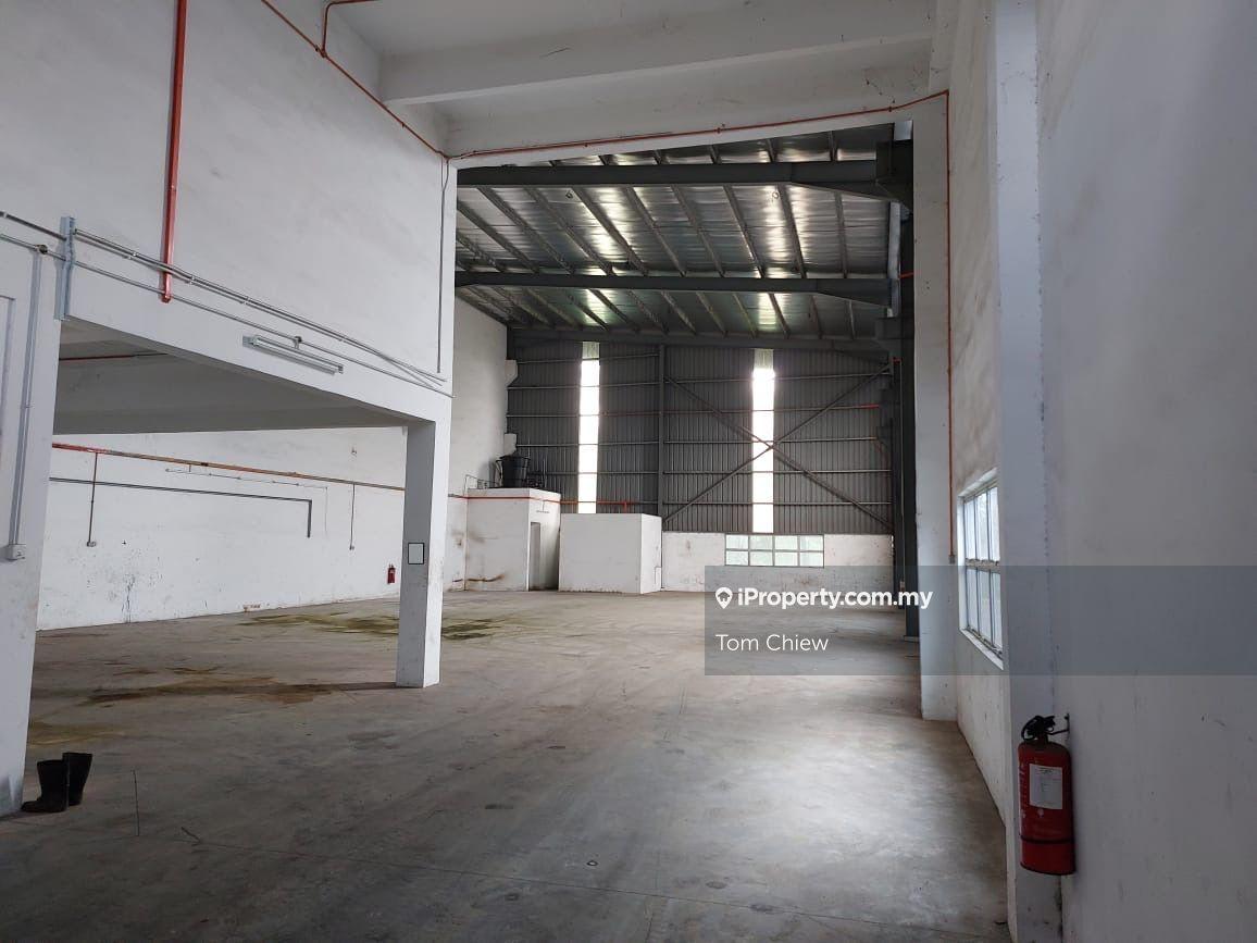 Semi-D Kilang untuk Disewa di Taman Desa Cemerlang, Ulu Tiram oleh Tom Chiew - iProperty.com.my