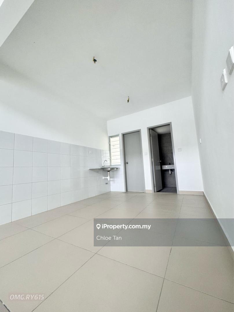 Rumah Berangkai 1.5 Tingkat untuk Dijual di Kota Bayuemas, Klang oleh Chloe Tan - iProperty.com.my