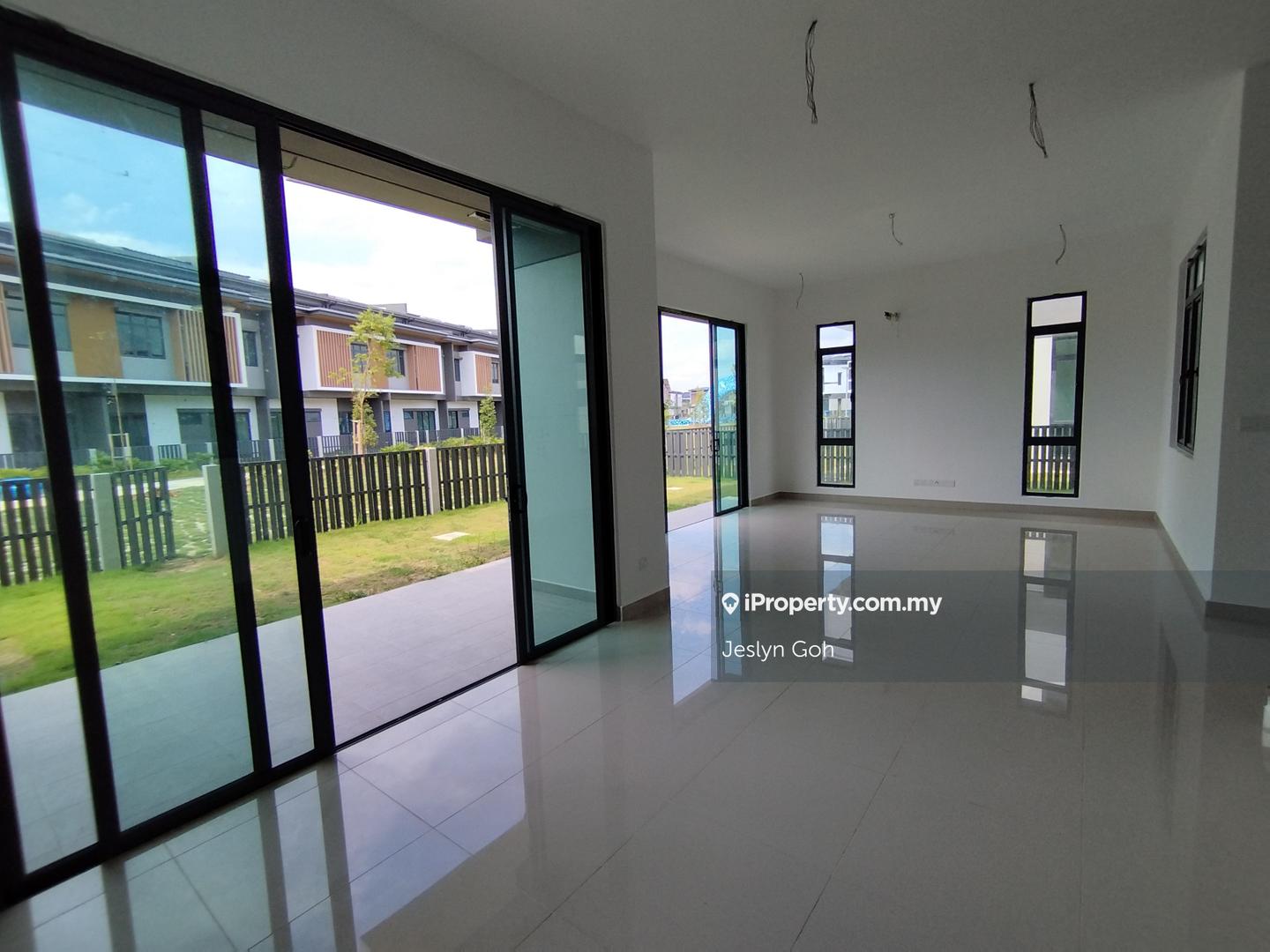 Rumah Berkembar untuk Dijual di Setia Eco Glades, Cyberjaya oleh Jeslyn Goh - iProperty.com.my