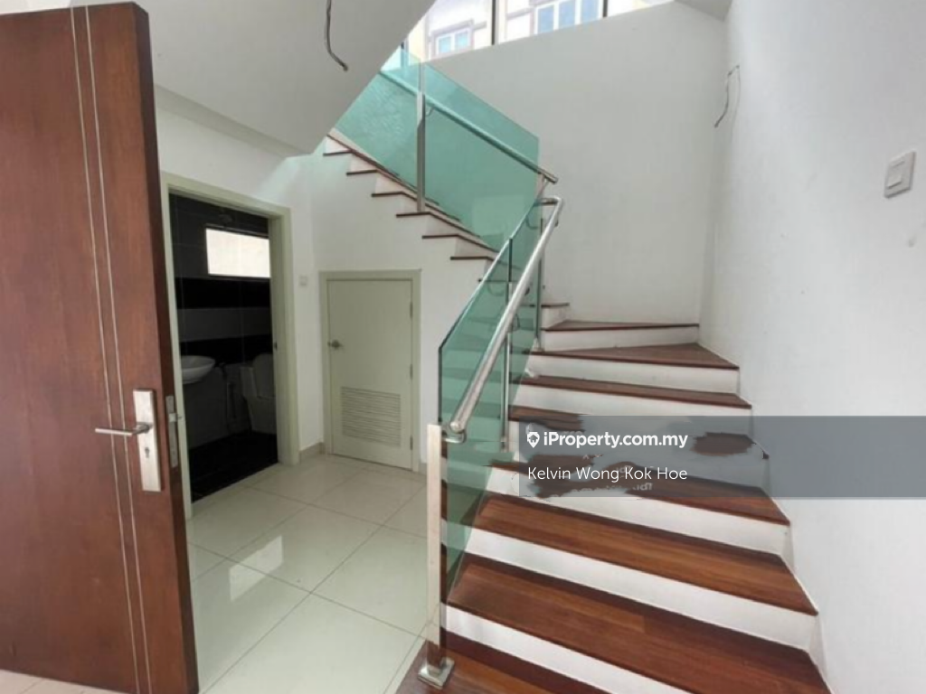 Banglo untuk Dijual di Taman Overseas Union (Taman Oug), Jalan Klang Lama (Old Klang Road) oleh Kelvin Wong Kok Hoe - iProperty.com.my