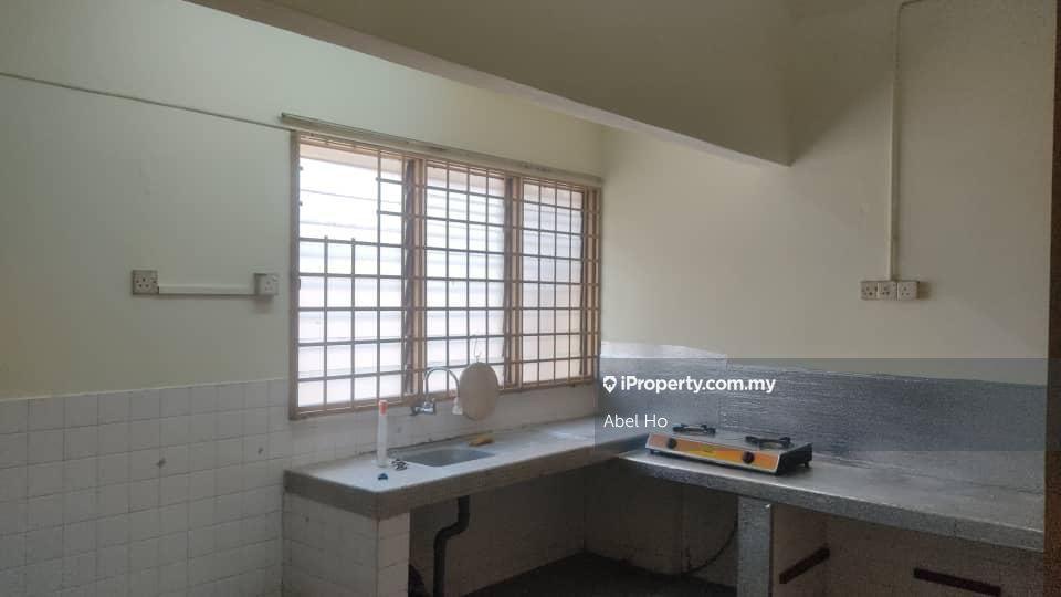 Semi-Detached House for Rent in Taman Jinma, Bukit Serdang., Seri Kembangan by Abel Ho - iProperty.com.my