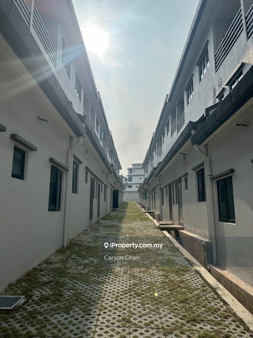 Rumah Berangkai 3 Tingkat untuk Dijual di Orkid Hill Cheras, Brand New 3Storey, guarded, Cheras oleh Carson Chan - iProperty.com.my