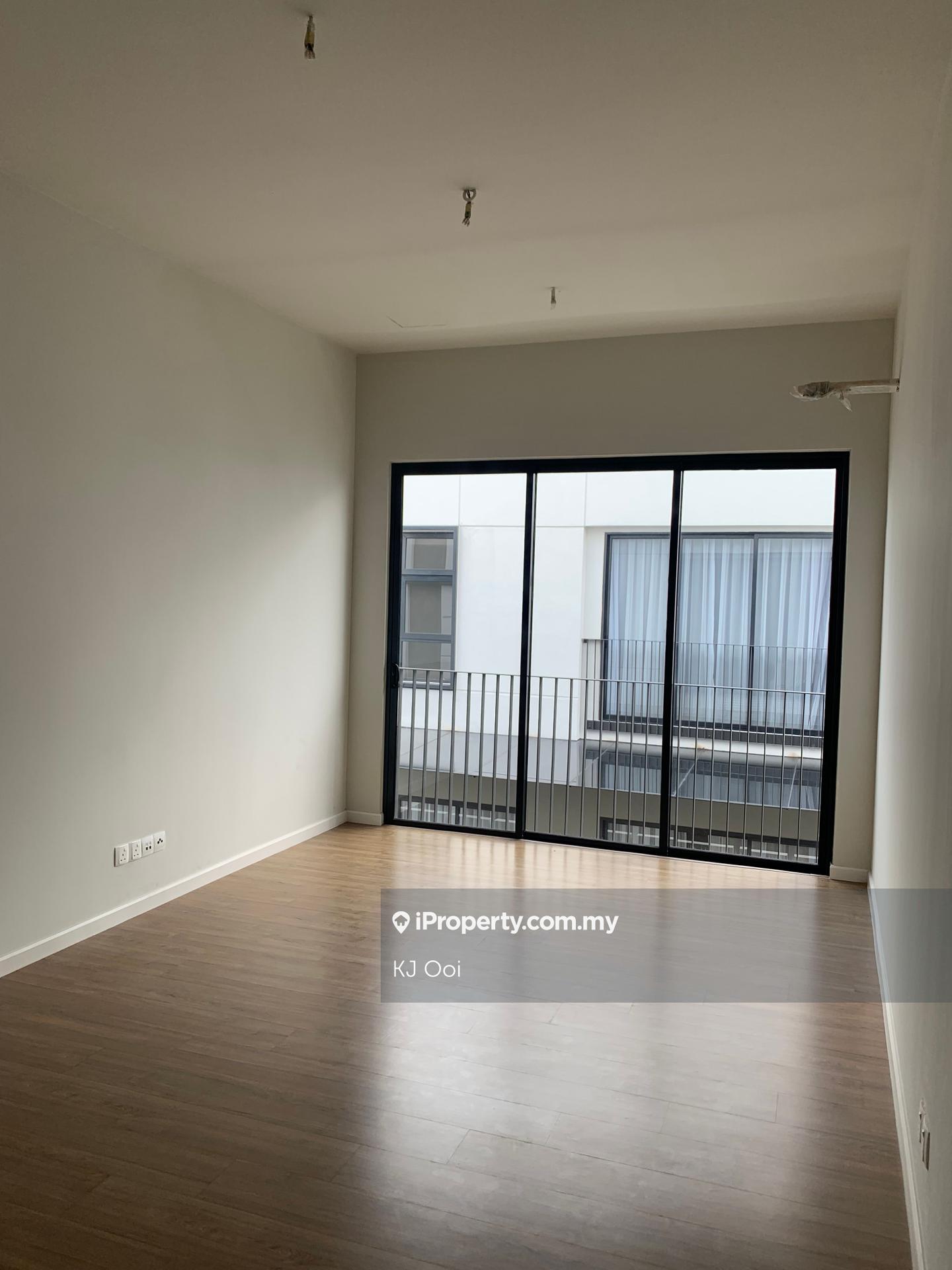 Rumah Berkembar untuk Dijual di Bandar Tropicana Aman, Telok Panglima Garang oleh KJ Ooi - iProperty.com.my