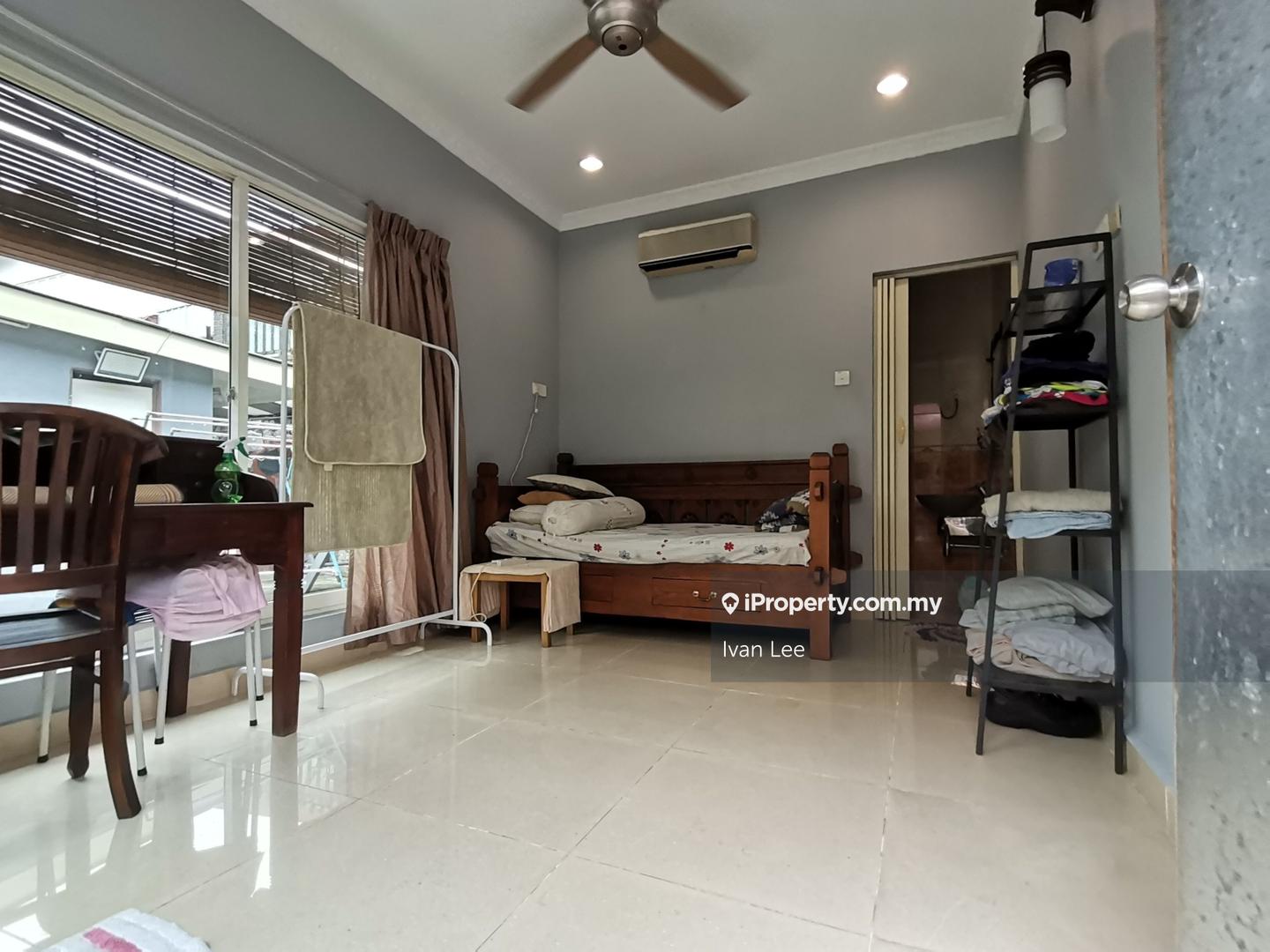 Rumah Berkembar untuk Dijual di SS3, Petaling Jaya oleh Ivan Lee - iProperty.com.my