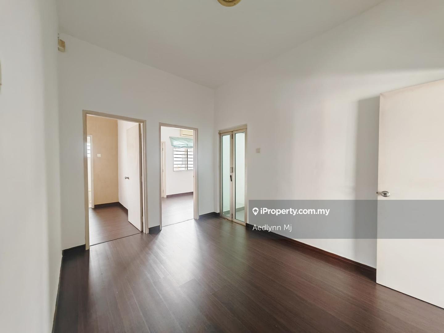 Townhouse for Sale in Taman Tasik Prima, Puchong by Aedlynn Mj - iProperty.com.my