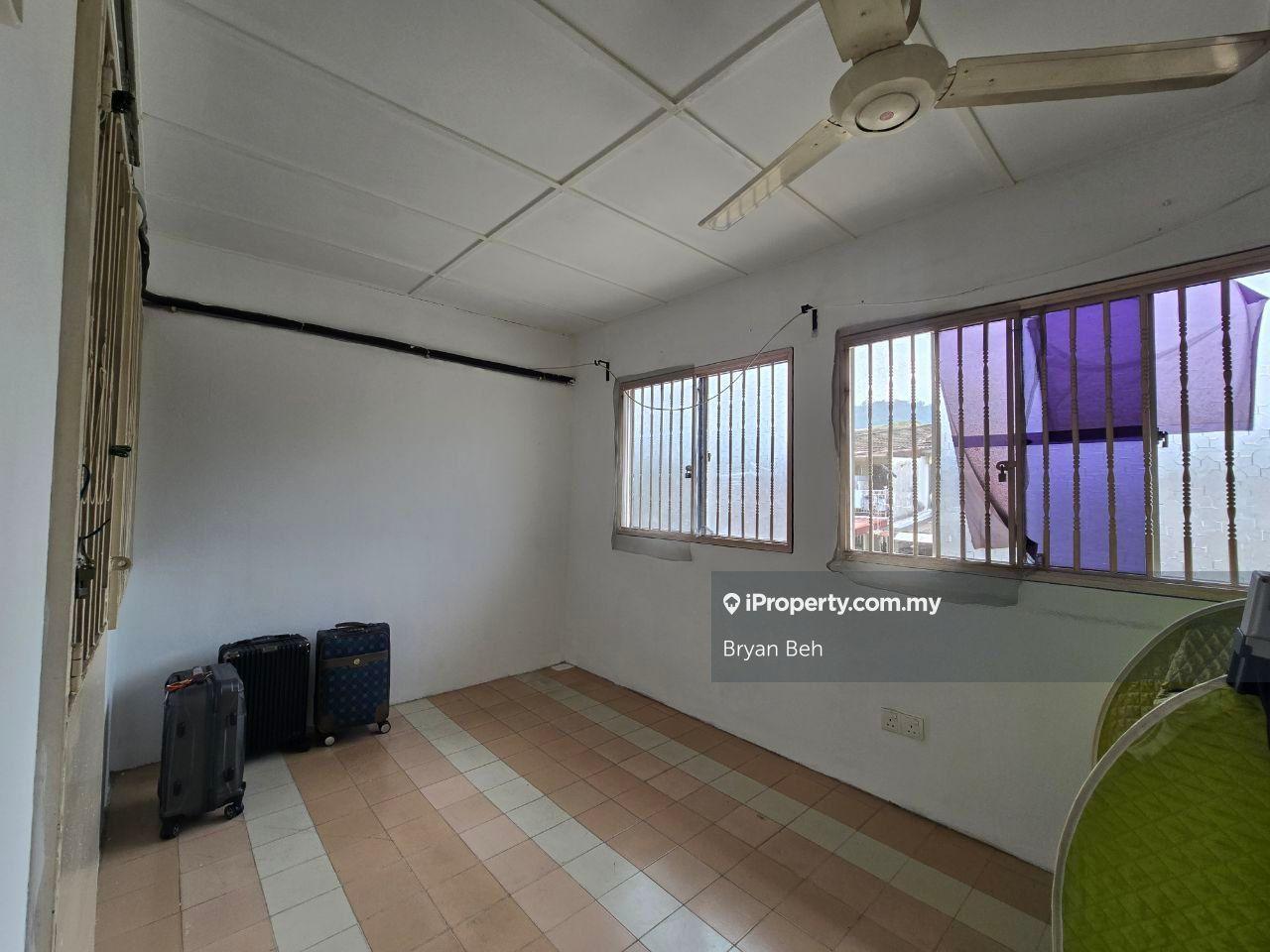 Rumah Berangkai 2 Tingkat untuk Dijual di Taman Muda, Ampang oleh Bryan Beh - iProperty.com.my