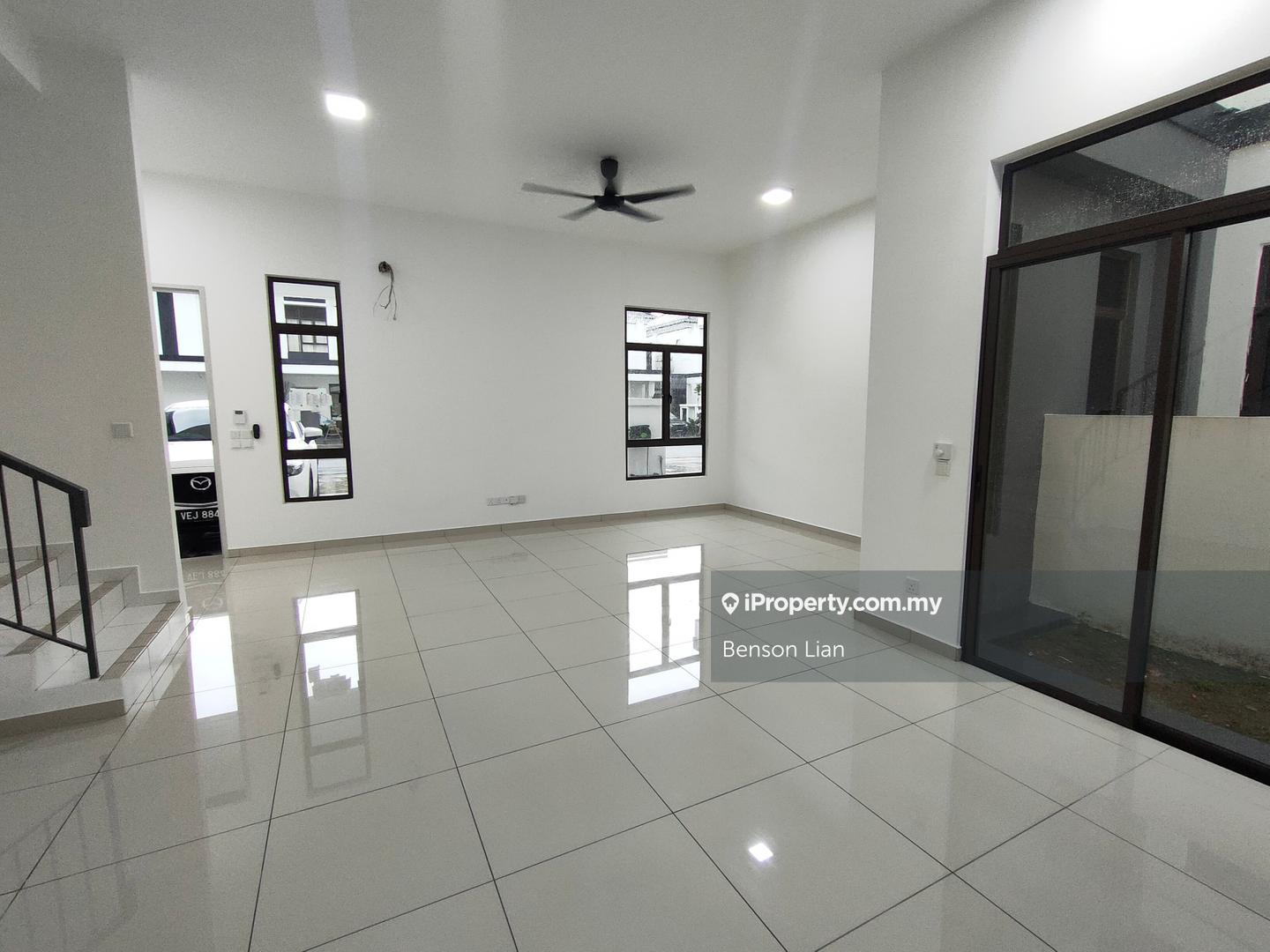 Rumah Berangkai 2 Tingkat untuk Disewa di Regent Garden @ Eco Grandeur, Puncak Alam oleh Benson Lian - iProperty.com.my