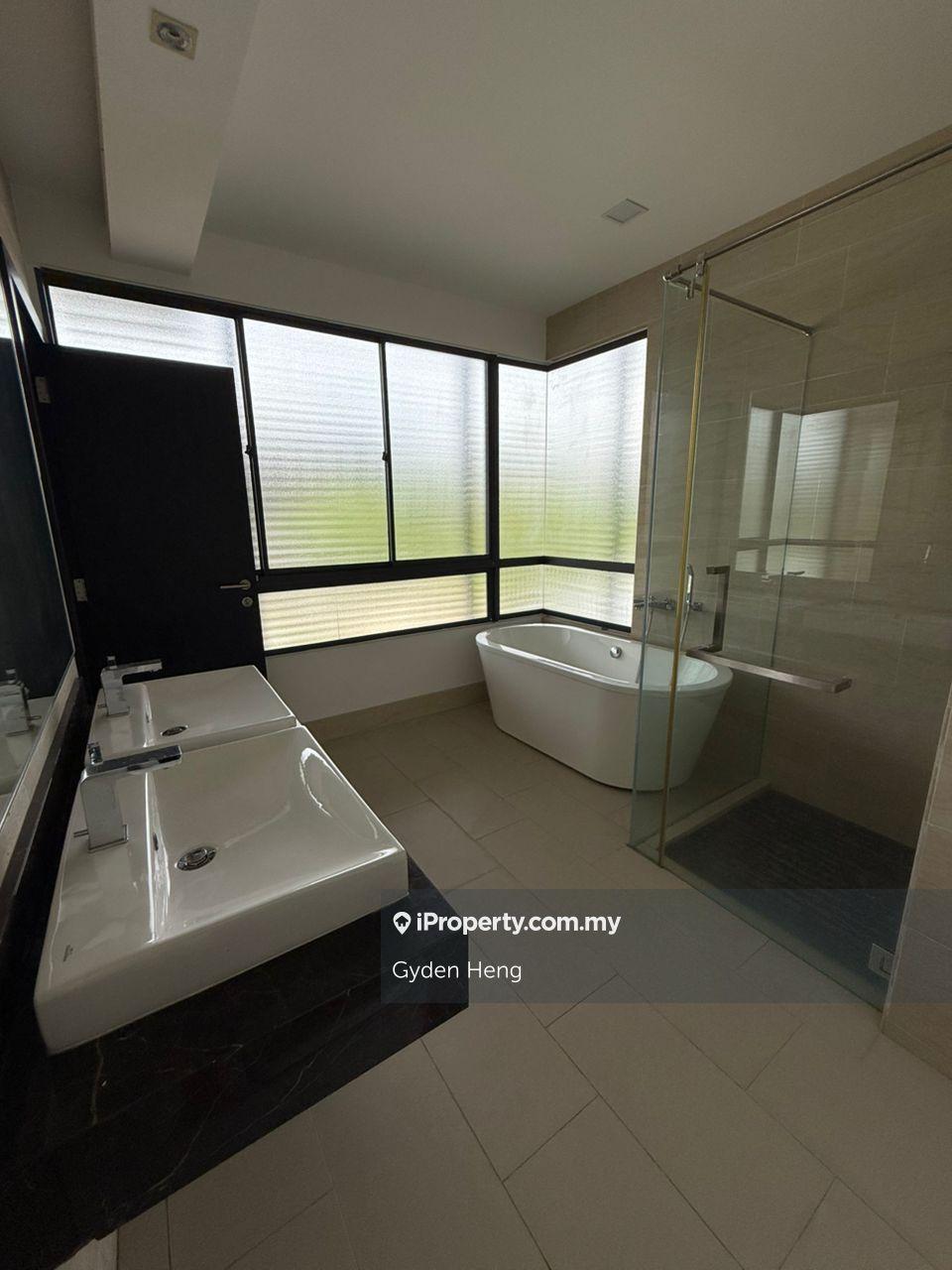 Rumah Berkembar untuk Dijual di Leisure Farm, Gelang Patah oleh Gyden Heng - iProperty.com.my