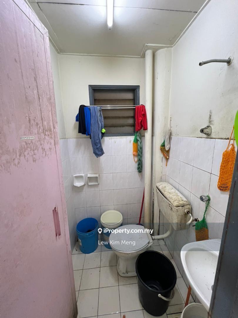 Kondominium untuk Dijual di Plaza Serdang Raya oleh Lew Kim Meng - iProperty.com.my