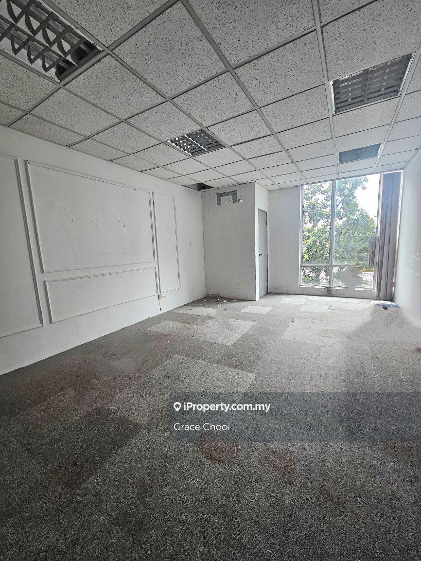 Shop for Sale in Taman Equine, Seri Kembangan by Grace Chooi - iProperty.com.my