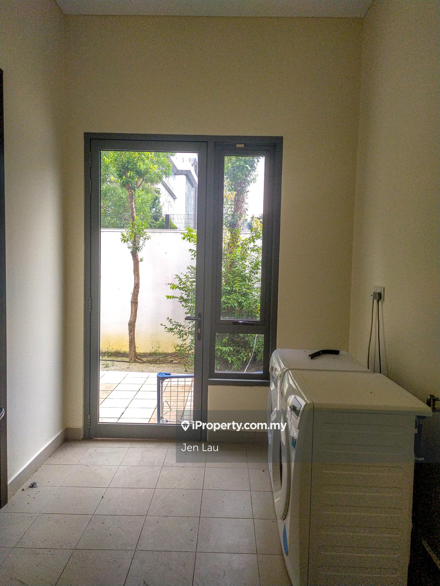 Bungalow House for Sale in Mont Kiara, Kuala Lumpur by Jen Lau - iProperty.com.my