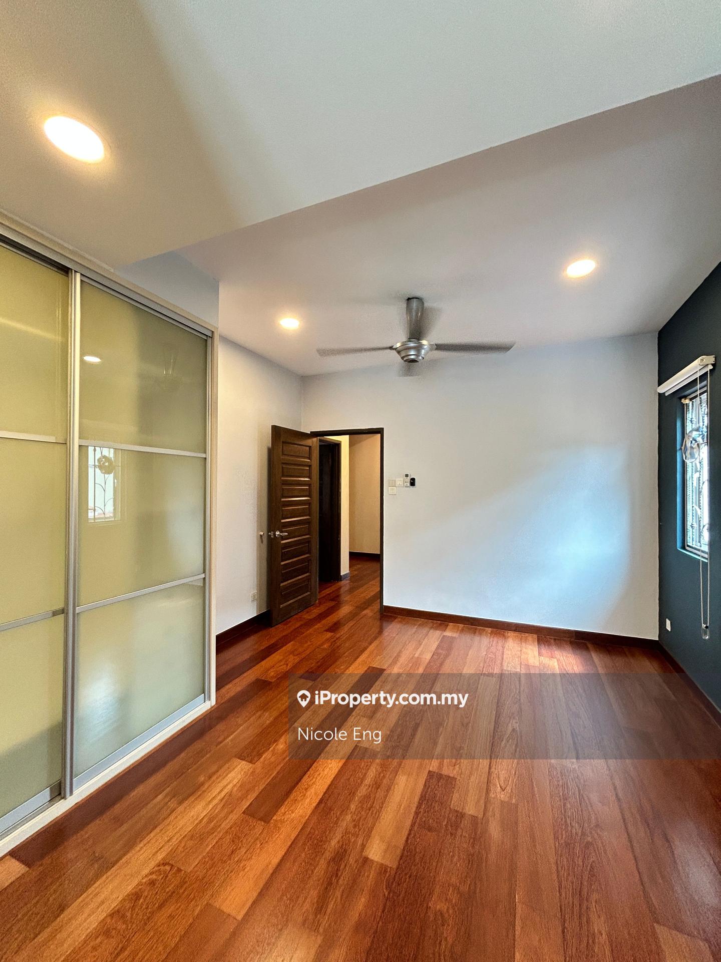 Rumah Berangkai 2 Tingkat untuk Disewa di Kota Kemuning, Shah Alam oleh Nicole Eng - iProperty.com.my