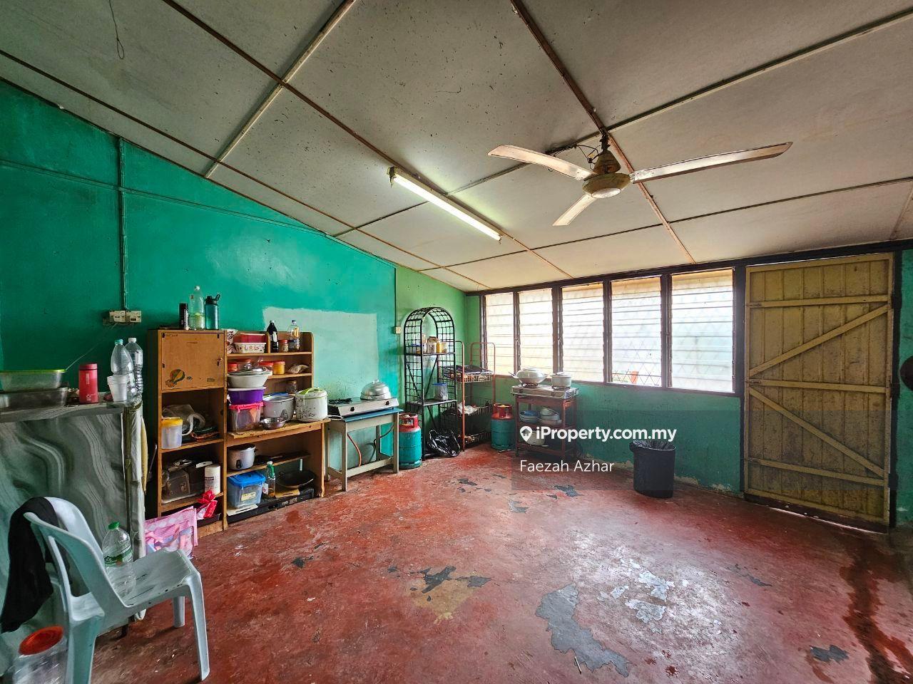 Rumah Berangkai 1 Tingkat untuk Dijual di Taman Setia Jaya, Banting oleh Faezah Azhar - iProperty.com.my