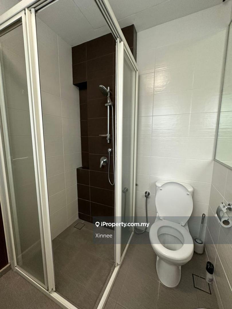 Condominium for Rent in Bayu Ferringhi Condominiums by Xinnee - iProperty.com.my