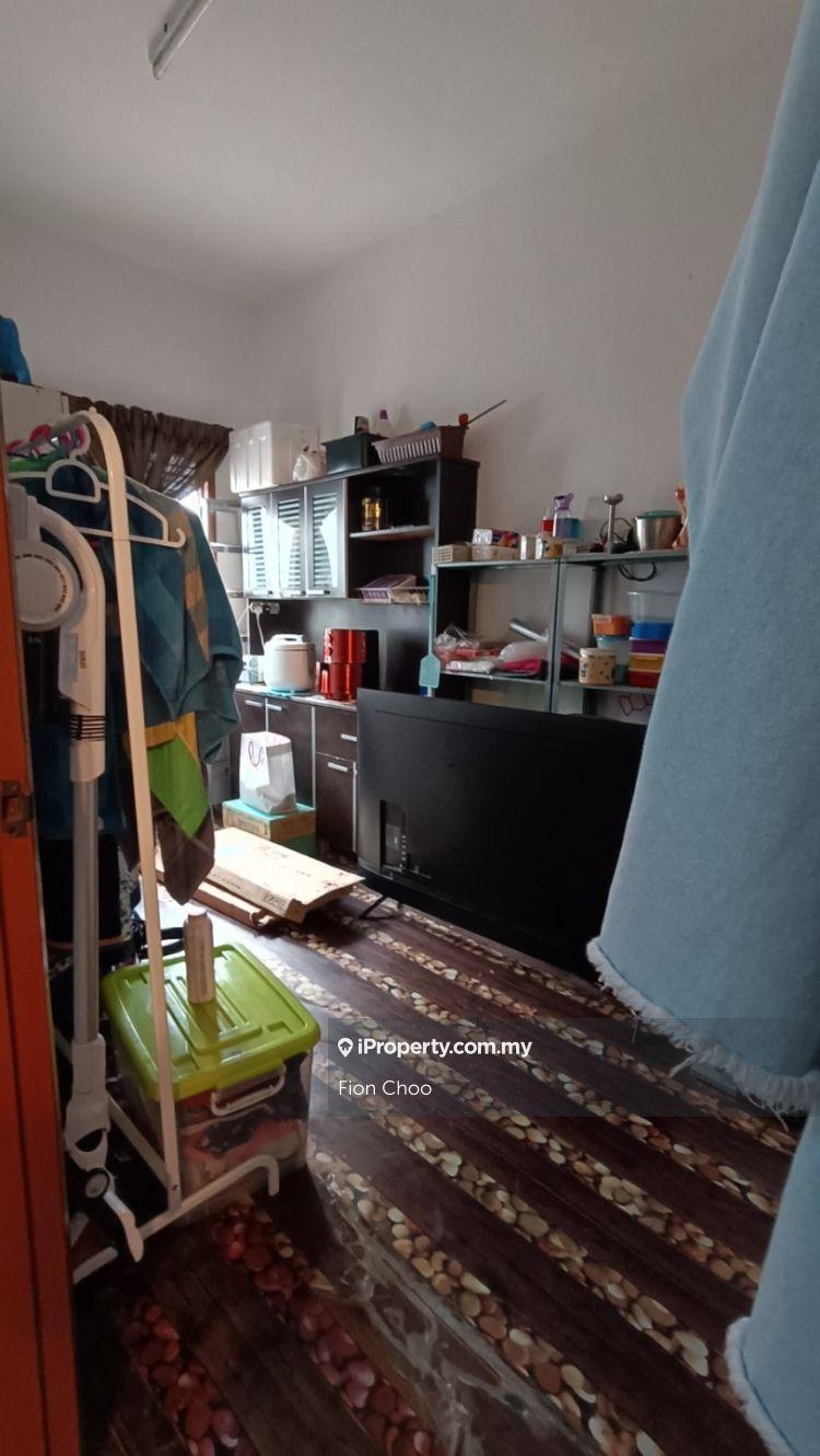 Rumah Berangkai 2 Tingkat untuk Dijual di Taman Puncak Jalil, Seri Kembangan oleh Fion Choo - iProperty.com.my