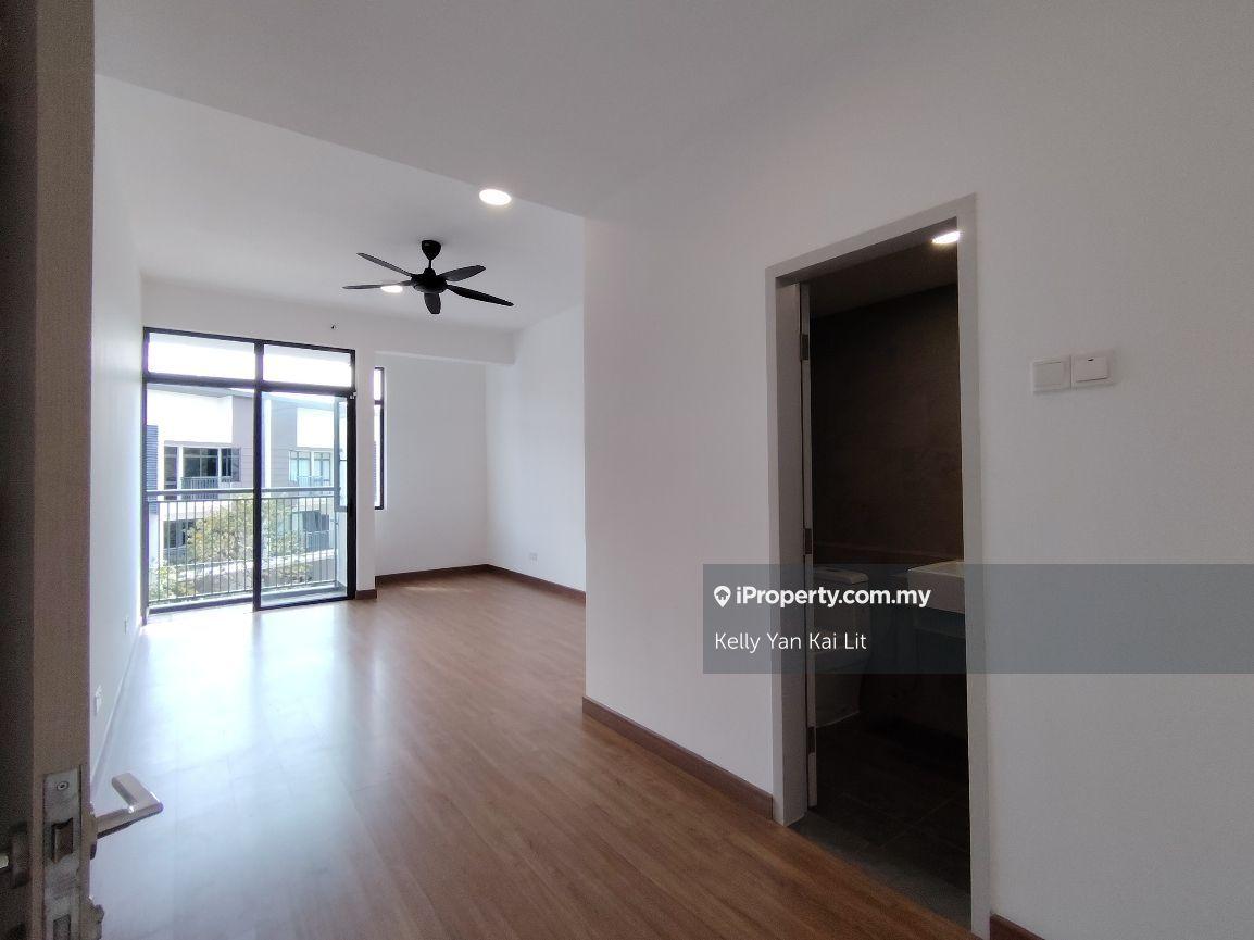 3-storey Terraced House for Sale in Park Residence, Seri Kembangan by Kelly Yan Kai Lit - iProperty.com.my