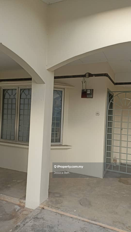 Rumah Berangkai 2 Tingkat untuk Dijual di m43ll, Subang Jaya oleh Jessica Beh - iProperty.com.my