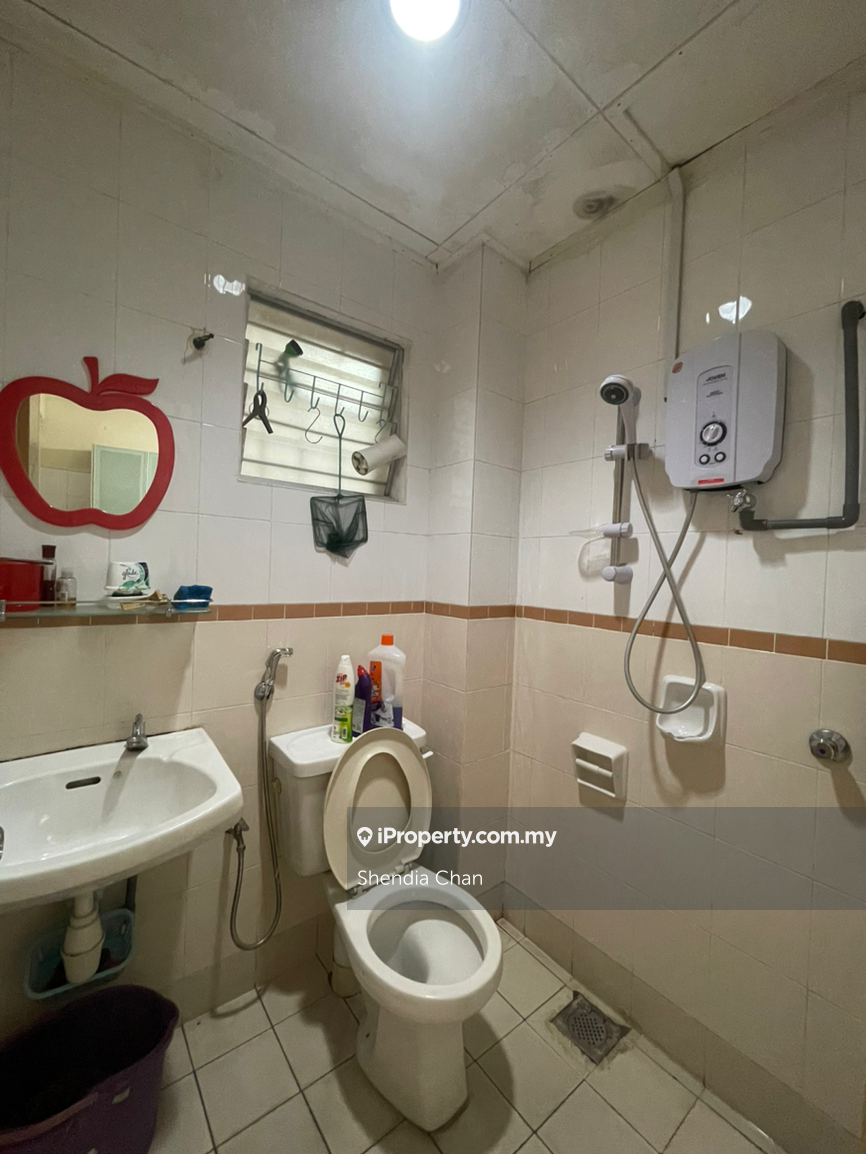 2-storey Terraced House for Sale in Tania, Kota Kemuning, Seksyen 31, Shah Alam, Shah Alam by Shendia Chan - iProperty.com.my