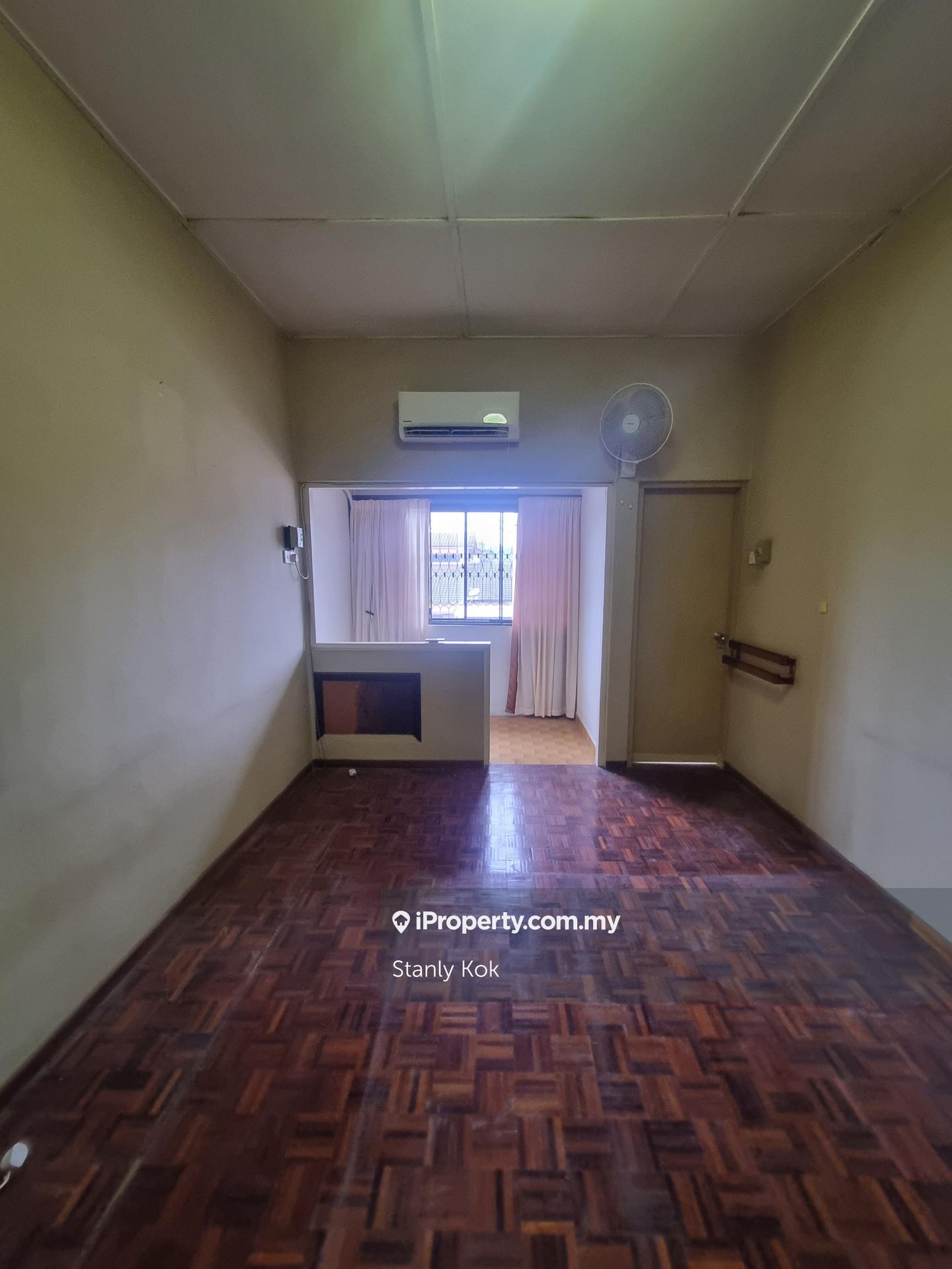 2-storey Terraced House for Sale in Taman Rapat Indah, Ipoh by Stanly Kok - iProperty.com.my