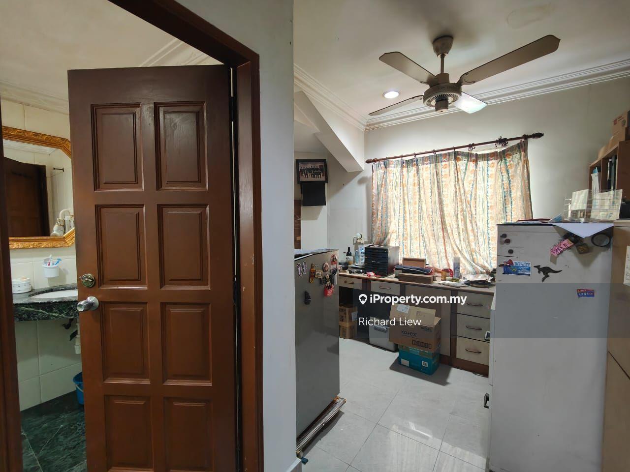 Rumah Berangkai 2 Tingkat untuk Dijual di SS2, Petaling Jaya oleh Richard Liew - iProperty.com.my
