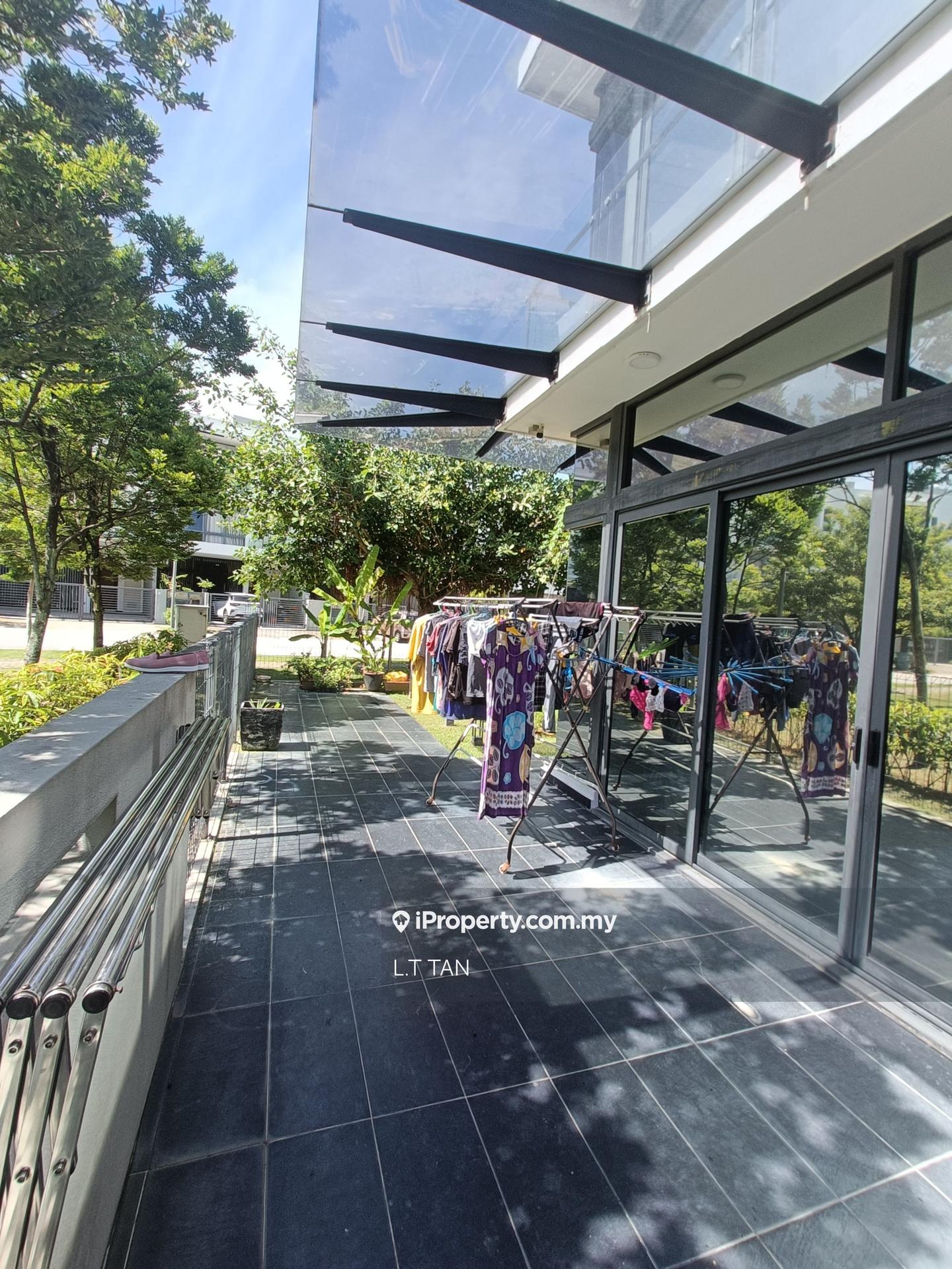 Rumah Berangkai 3 Tingkat untuk Dijual di Taman Tasik Pinggiran, Sungai Besi oleh L.T TAN - iProperty.com.my