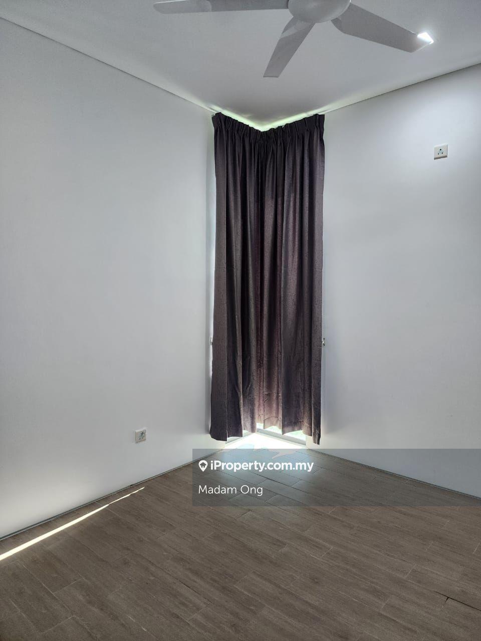 Rumah Berkembar untuk Disewa di Perdana Lakeview East, Cyberjaya oleh Madam Ong - iProperty.com.my