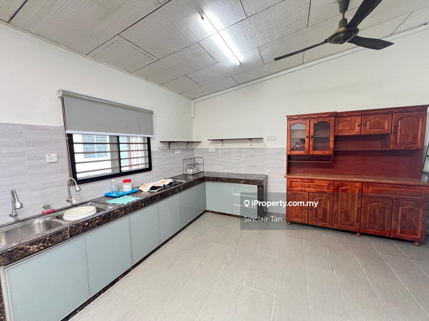 Rumah Berangkai 1 Tingkat untuk Dijual di Bukit Beruang, Bukit Baru oleh Geoffery Wee - iProperty.com.my