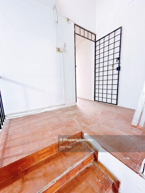 Rumah Berangkai 2 Tingkat untuk Dijual di SS2, Petaling Jaya oleh Hor Yan - iProperty.com.my