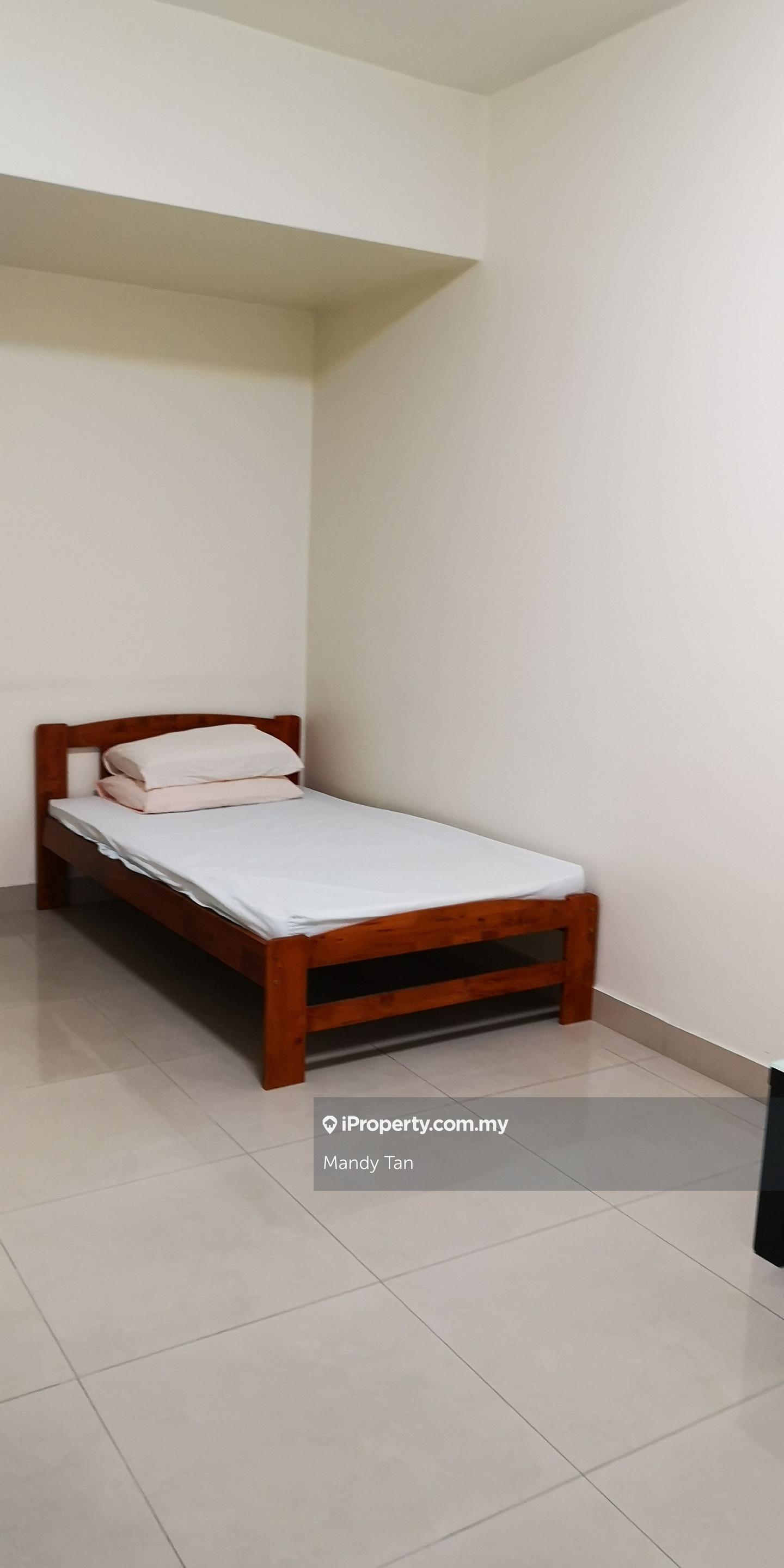 Rumah Berangkai 3 Tingkat untuk Dijual di Bukit segar Jaya 2, Cheras oleh Mandy Tan - iProperty.com.my