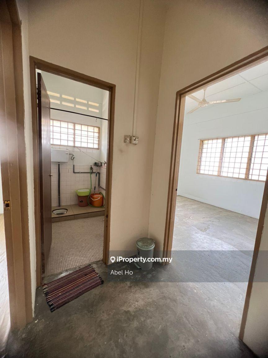 Semi-Detached House for Rent in Taman Jinma, Bukit Serdang., Seri Kembangan by Abel Ho - iProperty.com.my