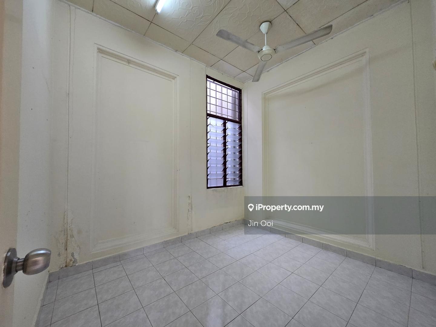 Rumah Berangkai 1 Tingkat untuk Dijual di Seksyen 4, Kota Damansara oleh Jin Ooi - iProperty.com.my