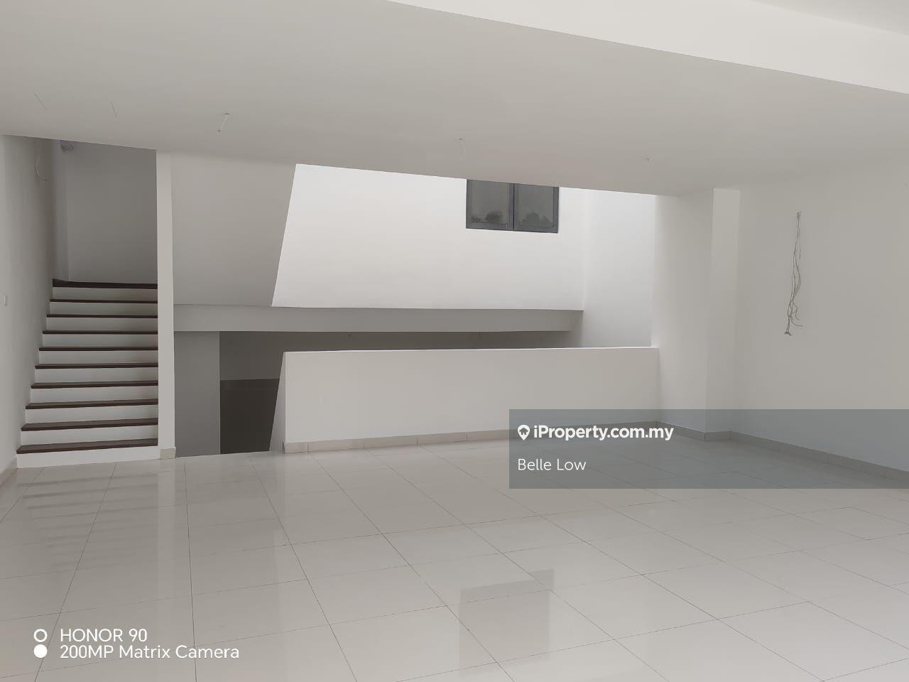 4-storey Terraced House for Sale in Damansara Perdana, Selangor by Belle Low - iProperty.com.my
