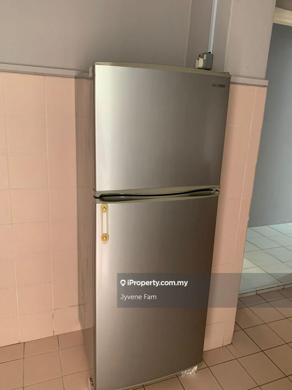 Condominium for Rent in Evergreen Park Scot Pine by Jyvene Fam - iProperty.com.my