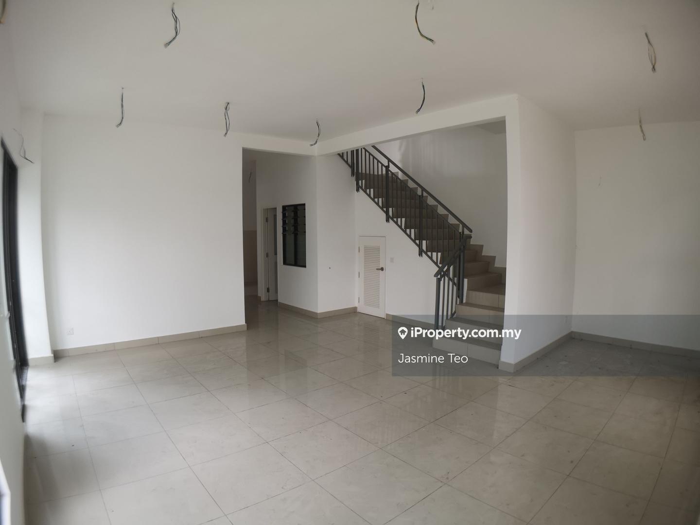 Rumah Berkembar untuk Dijual di Setia Utama 1, Setia Alam oleh Jasmine Teo - iProperty.com.my