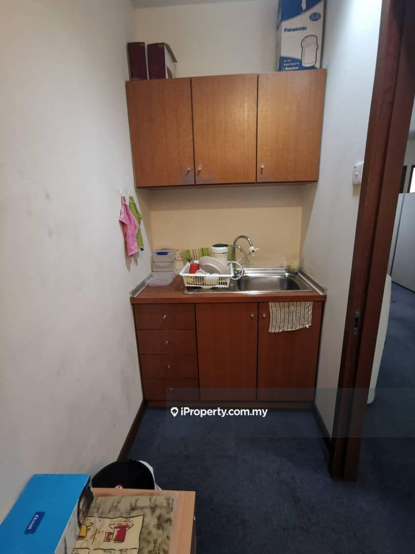 Office for Sale in Petaling Jaya, Selangor by Chen Kah Seng - iProperty.com.my