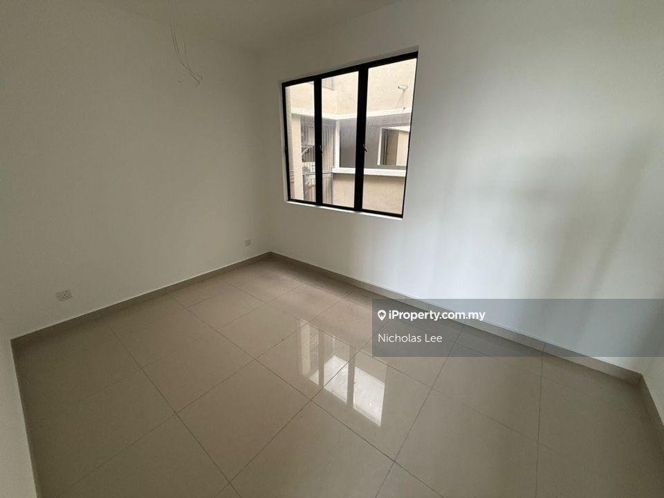 Condominium for Sale in Upper East @ Tiger Lane by Nicholas Lee - iProperty.com.my