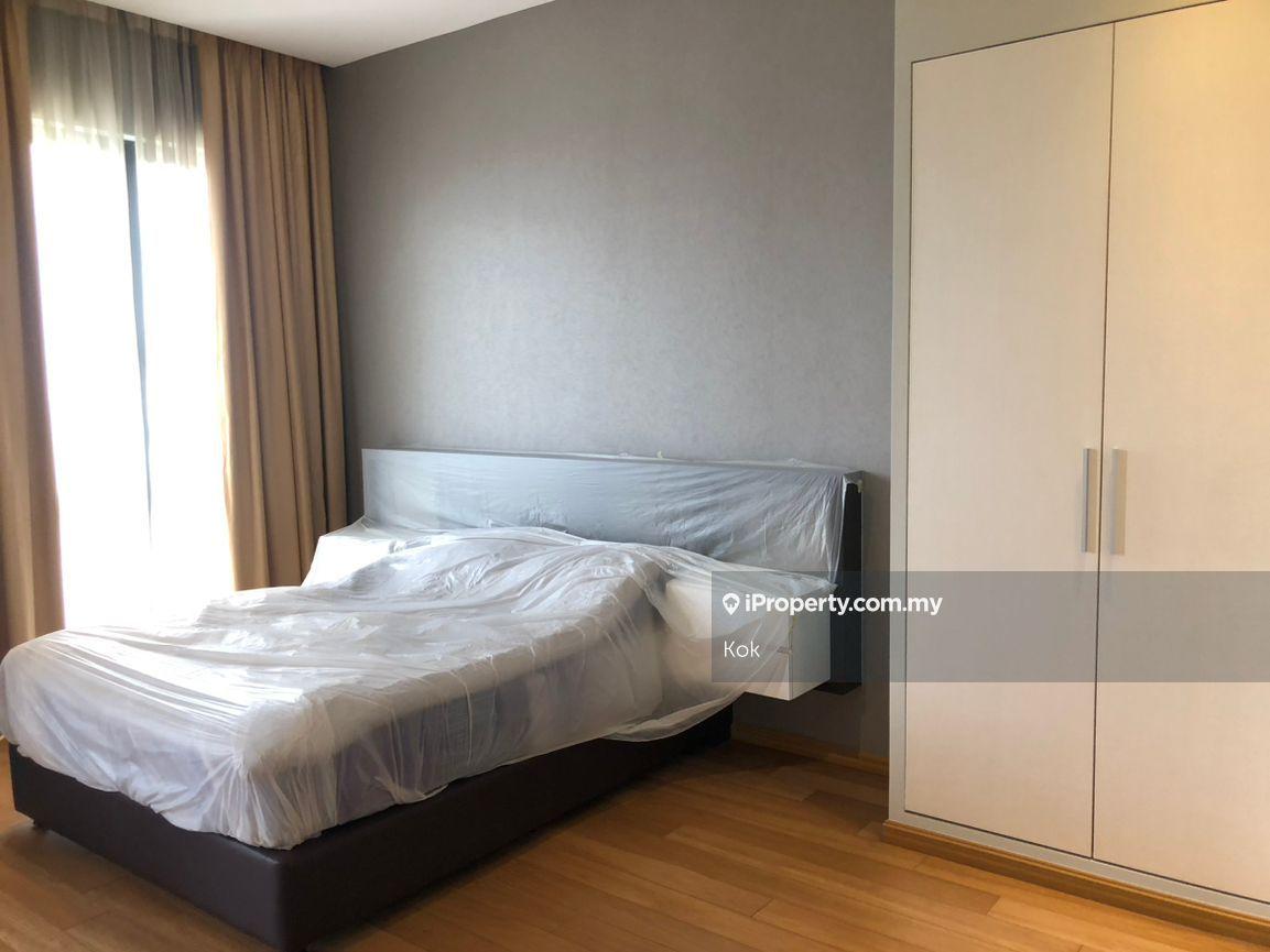 Rumah Berkembar untuk Dijual di Desa Petaling, Kuala Lumpur oleh Kok - iProperty.com.my