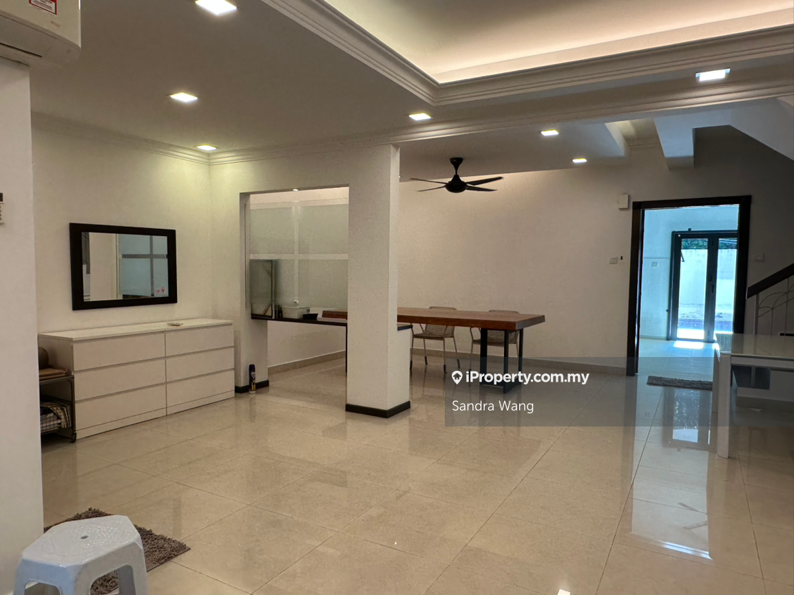 2.5-storey Terraced House for Sale in Bandar Utama 10, Bandar Utama by Sandra Wang - iProperty.com.my