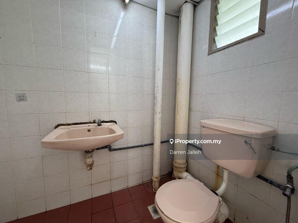 Kondominium untuk Dijual di Taman Desa Relau 2 oleh Darren Jalleh - iProperty.com.my