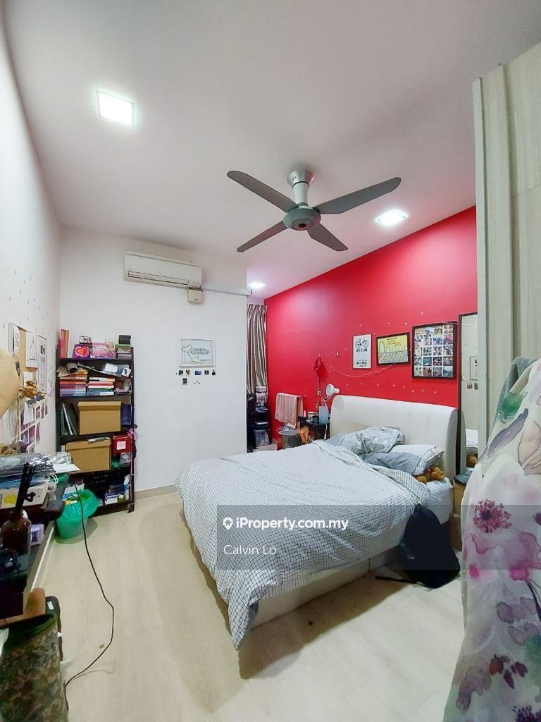 Rumah Berangkai 3 Tingkat untuk Dijual di Kinrara Residence, Puchong oleh Calvin Lo - iProperty.com.my