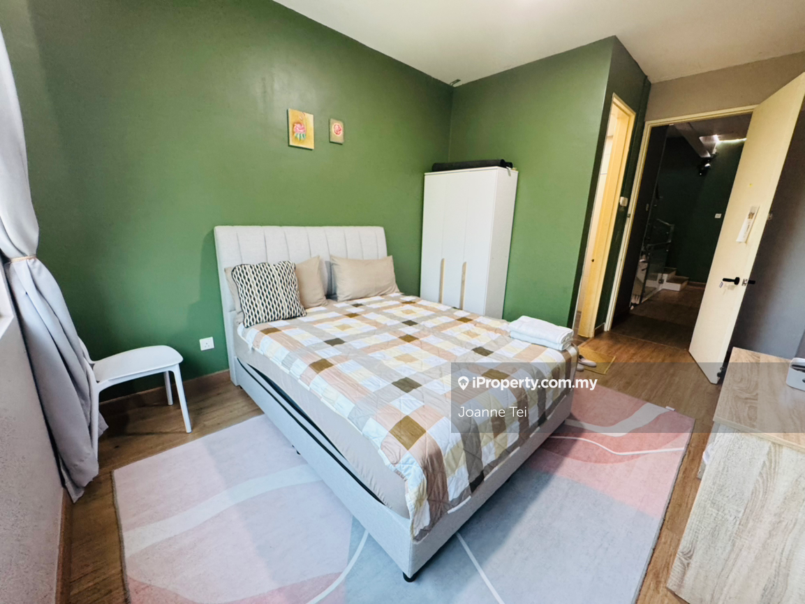 Rumah Berangkai 3 Tingkat untuk Dijual di Lake Point Residence, Cyberjaya oleh Joanne Tei - iProperty.com.my