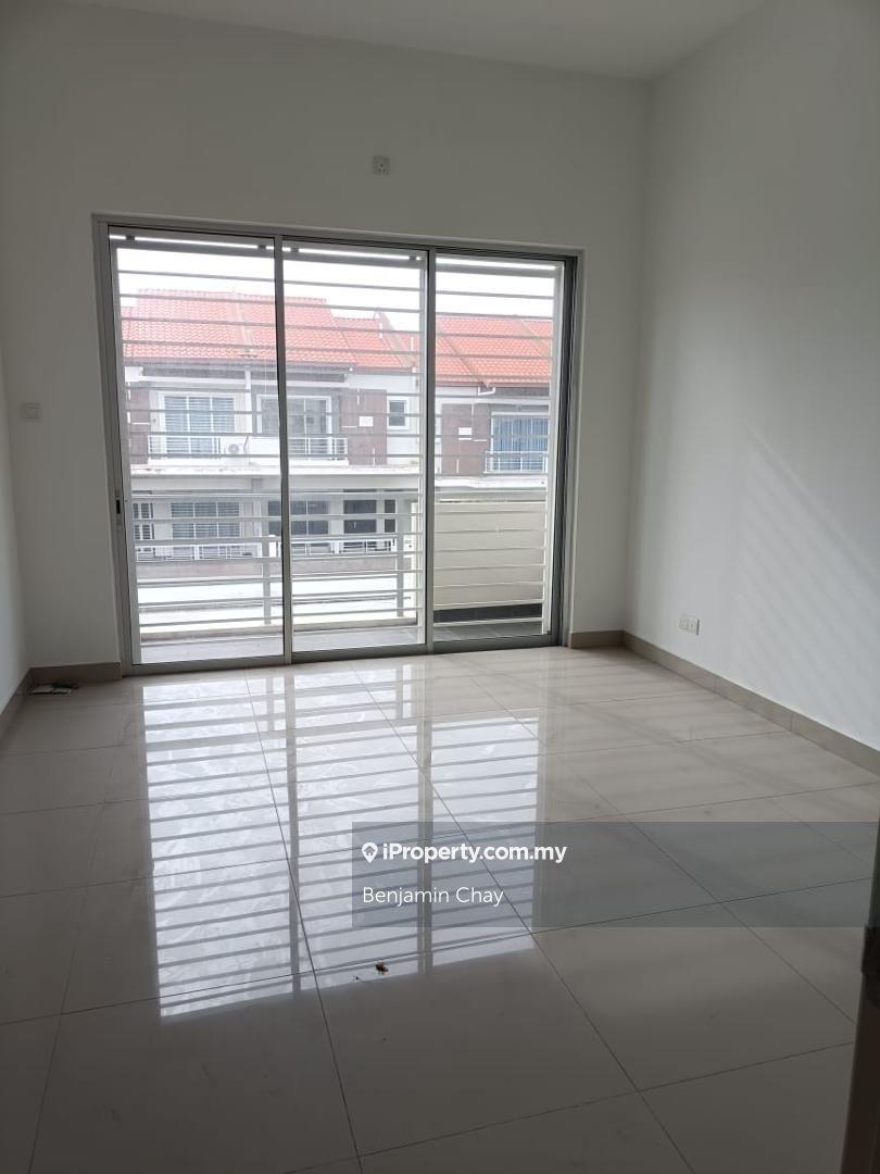 Rumah Berangkai 2 Tingkat untuk Dijual di Bandar Seri Coalfields, Ijok oleh Benjamin Chay - iProperty.com.my